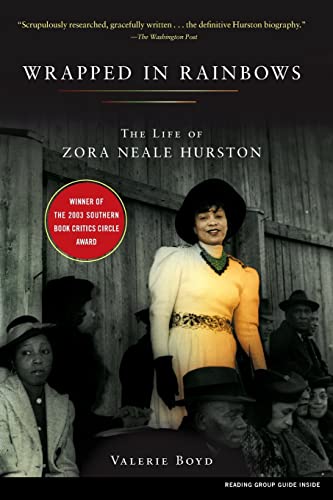 Wrapped in Rainbows: The Life of Zora Neale Hurston (Lisa Drew Books (Paperback)) von Scribner Book Company